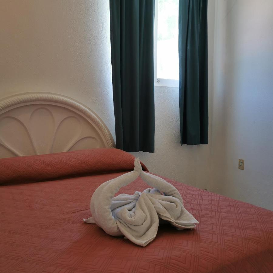 Large And Comfy Apartment, Near Dt And Principal Beach! Zihuatanejo Kültér fotó